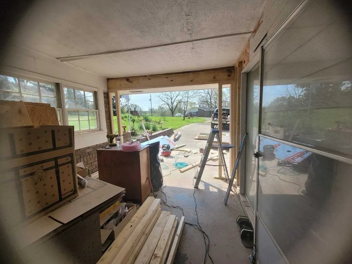 Air movers and dehumidifier for Water Mitigation Services in Cascades